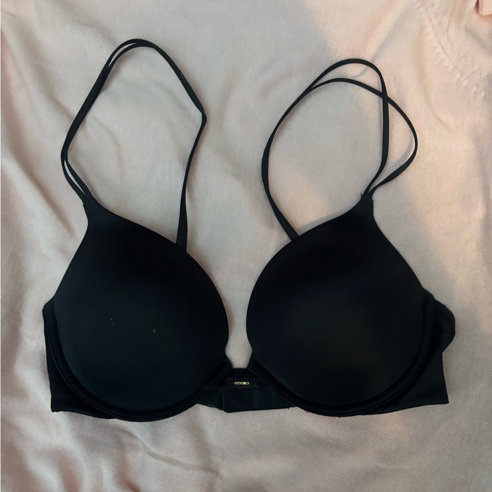 NWOT VICTORIA’S SECRET Black Women's Padded Push-Up Bra - Size 32D